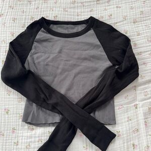 Black and Gray Women's Long Sleeve Top